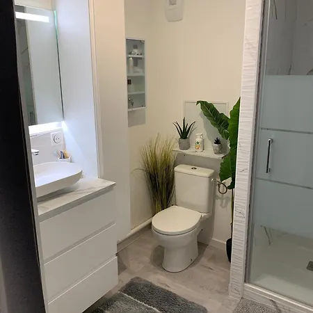 L'adresse Signature, Duplex D'exception A アパート *