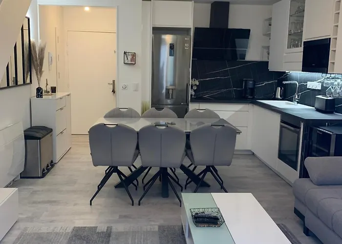 L'adresse Signature, Duplex D'exception A *